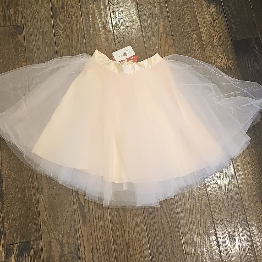 Space 46 Elegant Cream Tulle Skirt